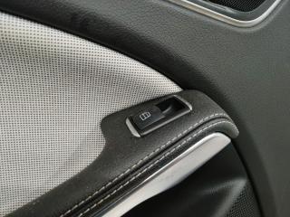 кнопка стеклоподъемника двери задней левой Mercedes-Benz A-Класс W176 2015