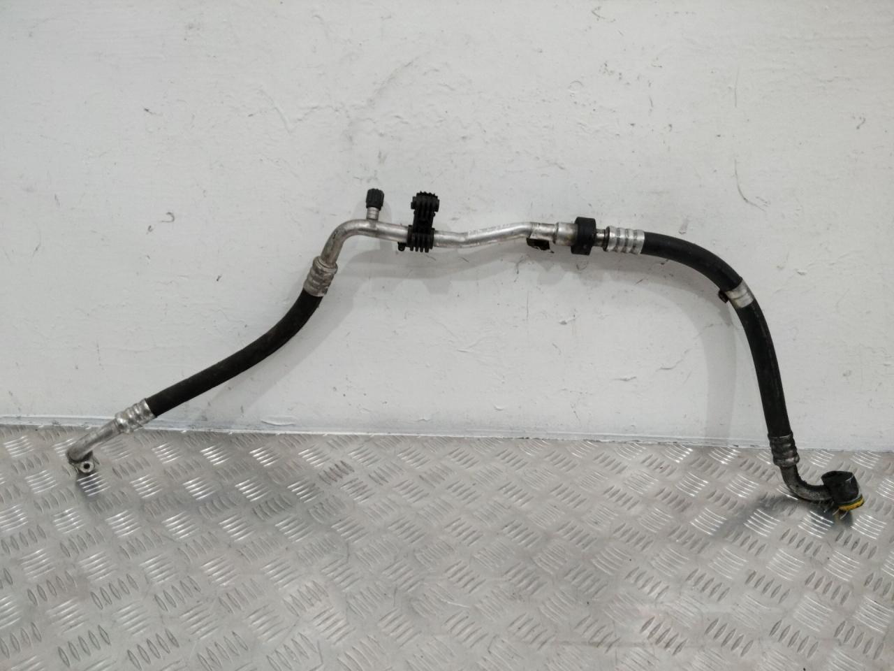 трубка кондиционера Mercedes-Benz E-Класс W211/S211 2004 - фото №1