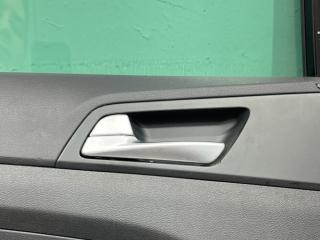 ручка внутренняя задняя левая Hyundai Tucson 3 поколение (2015 - 2018)