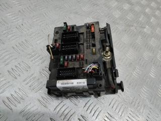 блок предохранителей Peugeot 307 1 поколение 2004, 9650664180