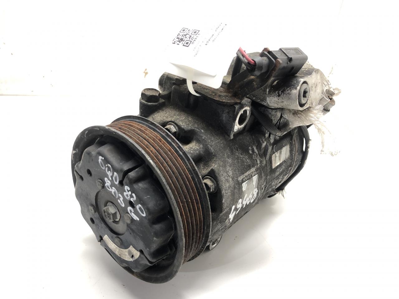 компрессор кондиционера Volkswagen Polo 4 поколение 2005, 1.2 л., бензин, МКПП, хетчбэк 5 дв., 6Q0820803G - фото №1