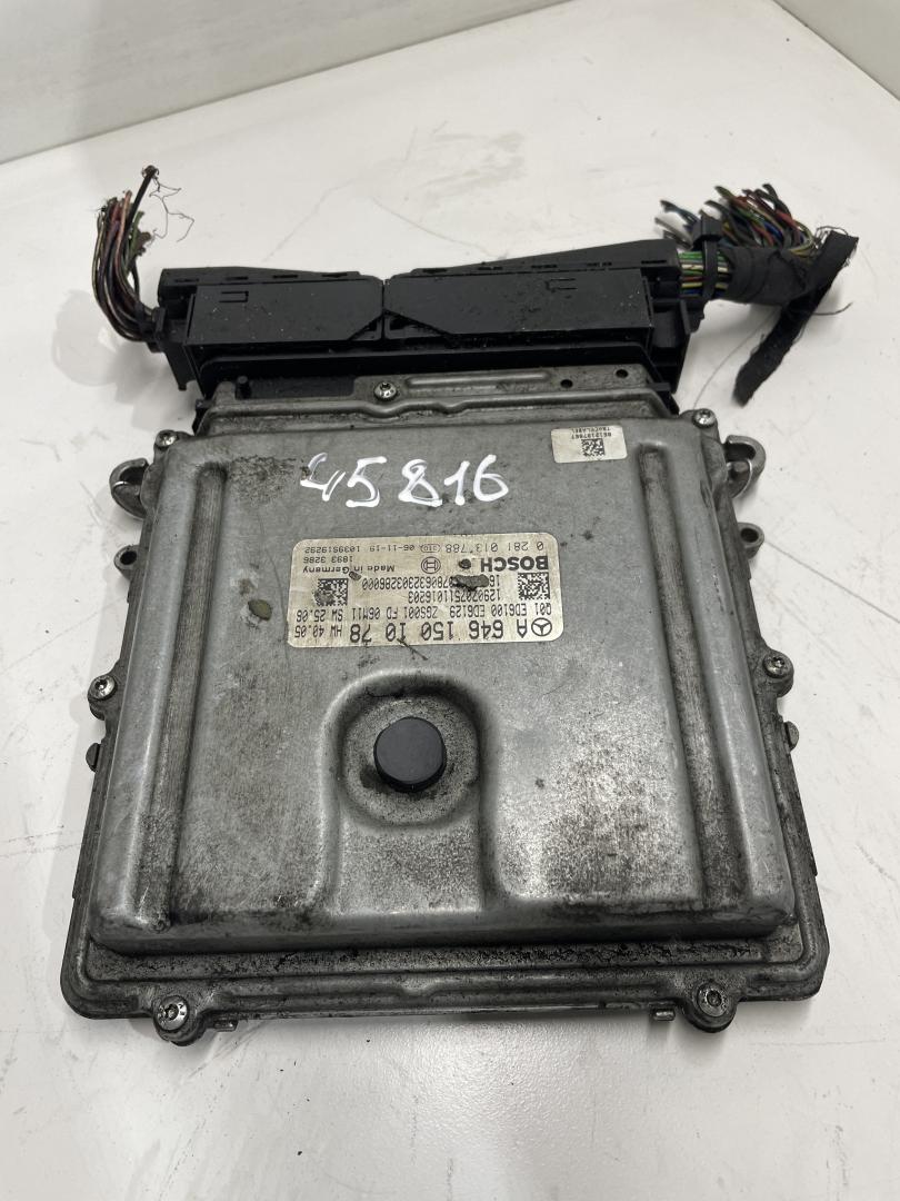 блок управления двигателем Mercedes-Benz Vito W639 2007, 2.2 л., дизель, A6461501078, 0281013788 - фото №1