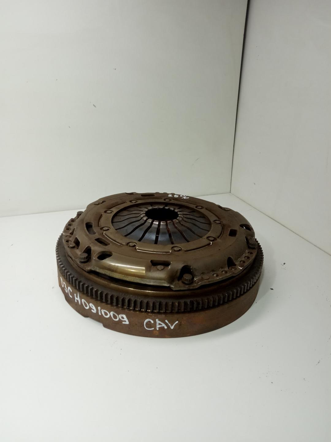 комплект сцепления Volkswagen Passat B6 2009, 1.4 л., бензин, 03C105273H - фото №1