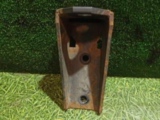 крепление амортизатора DAF XF 105 1 поколение 2010, дизель, МКПП, 1437841