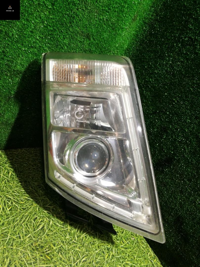 фара правая Volvo FH 2 поколение 2006, 12.8 л., D13A440, дизель, АКПП, 82304585, 1EL010478101 - фото №1
