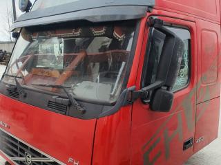 кабина Volvo FH 2 поколение 2004, 12.1 л., D12D420, дизель, МКПП, 85106831, 85103676