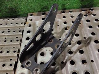 крепление амортизатора MAN TGX 1 поколение 2016, 12.4 л., D 2676 LF 52, дизель, АКПП, правый руль, 81437400195