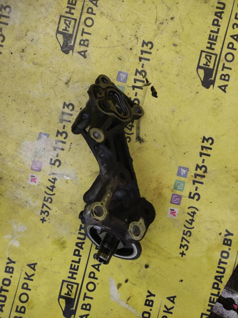 корпус масляного фильтра Toyota Carina E 1 поколение T190 1998, 2.0 л., 2C, дизель, 5МКПП, универсал, передний привод, 2C - фото №1