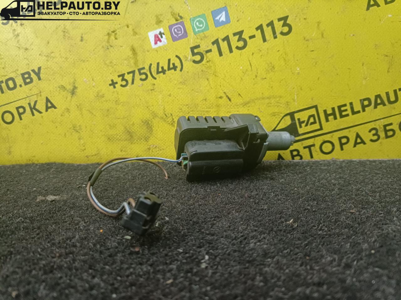 блок управления печки / климат-контроля Mercedes-Benz E-Класс 1 поколение 1987, 2.0 л., D, дизель, МКПП, седан, задний привод, 1248202210 - фото №1