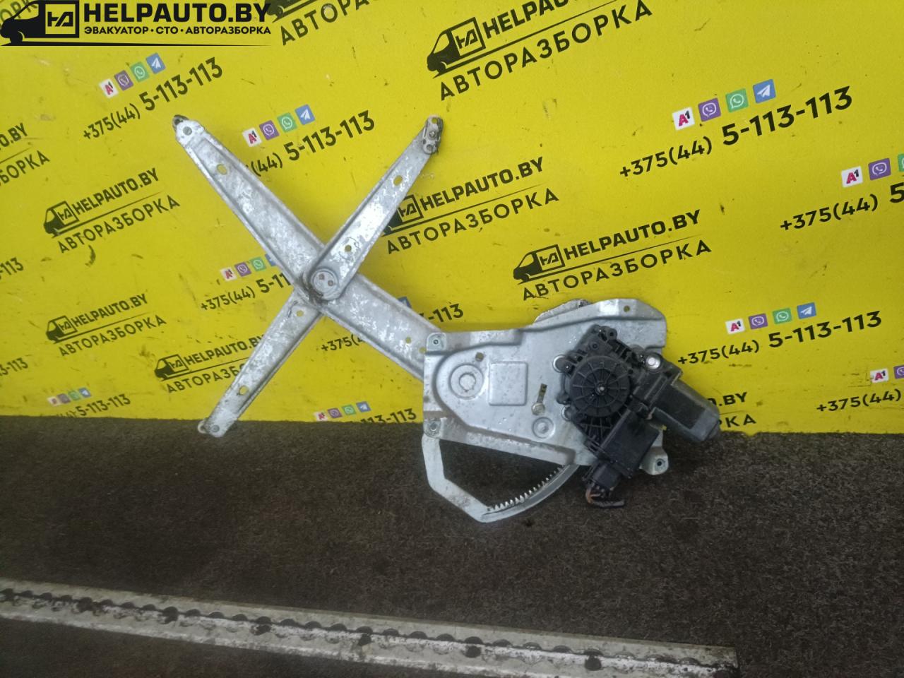 стеклоподъемник передний левый Opel Omega B 1997, 2.5 л., X 25 XE, бензин, МКПП, седан, задний привод, X25XE - фото №1