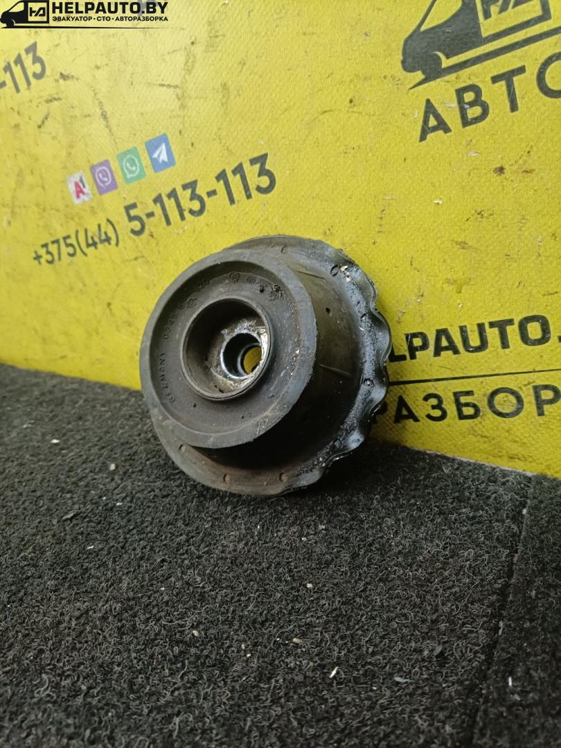 опора амортизатора верхняя (чашка) Volkswagen Passat B3 1992 - фото №1