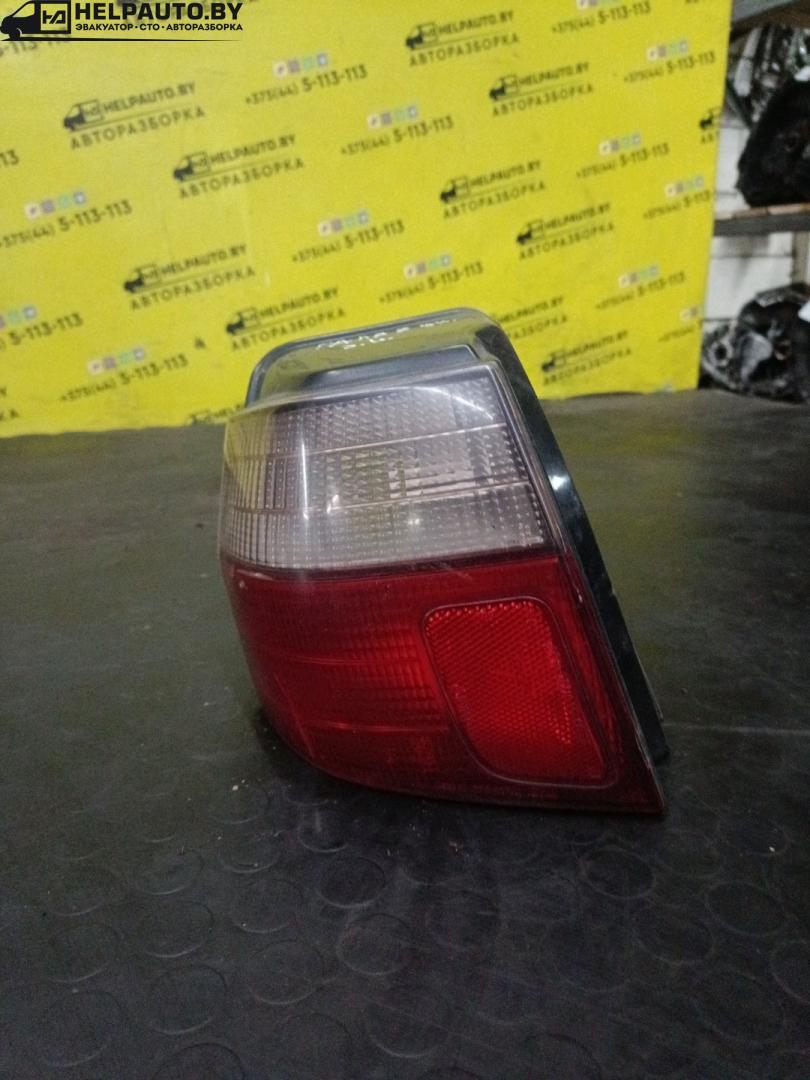фонарь задний левый Mitsubishi Galant 8 поколение 1998, 2.0 л., бензин, АКПП, зеленый, универсал - фото №1