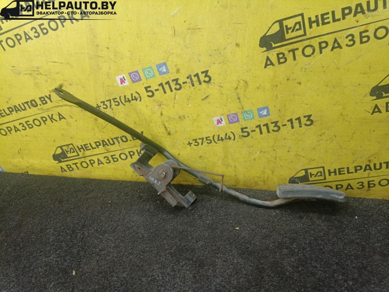 педаль SsangYong Musso 1 поколение 1997, 2.9 л., MB-OM 662, дизель, АКПП, зеленый, внедорожник 5 дв. - фото №1