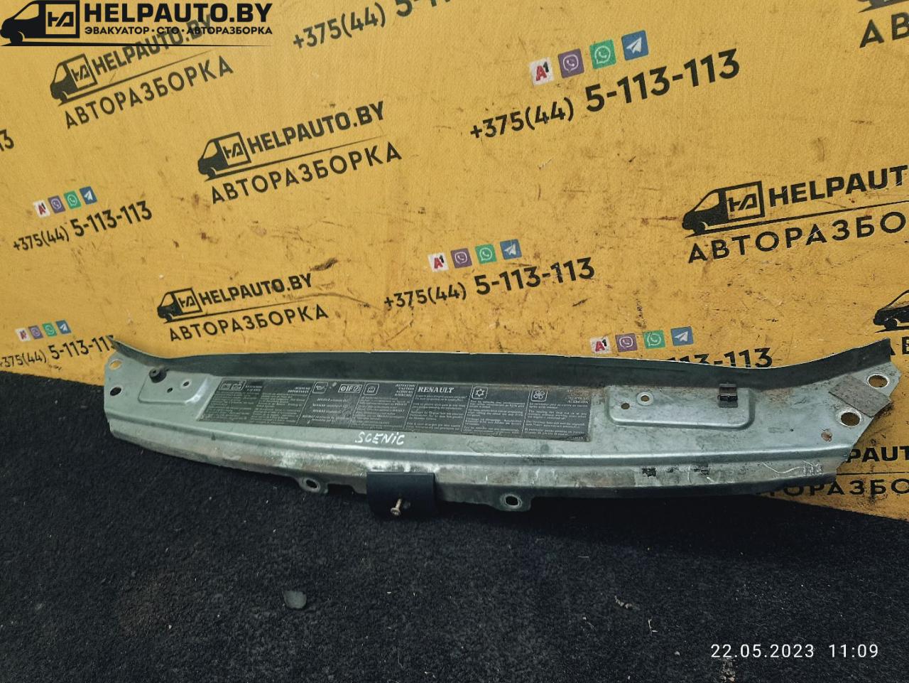 накладка (воздуховод) на телевизор Renault Scenic 1 поколение 1998, 1.9 л., дизель, МКПП, серый, минивэн - фото №1