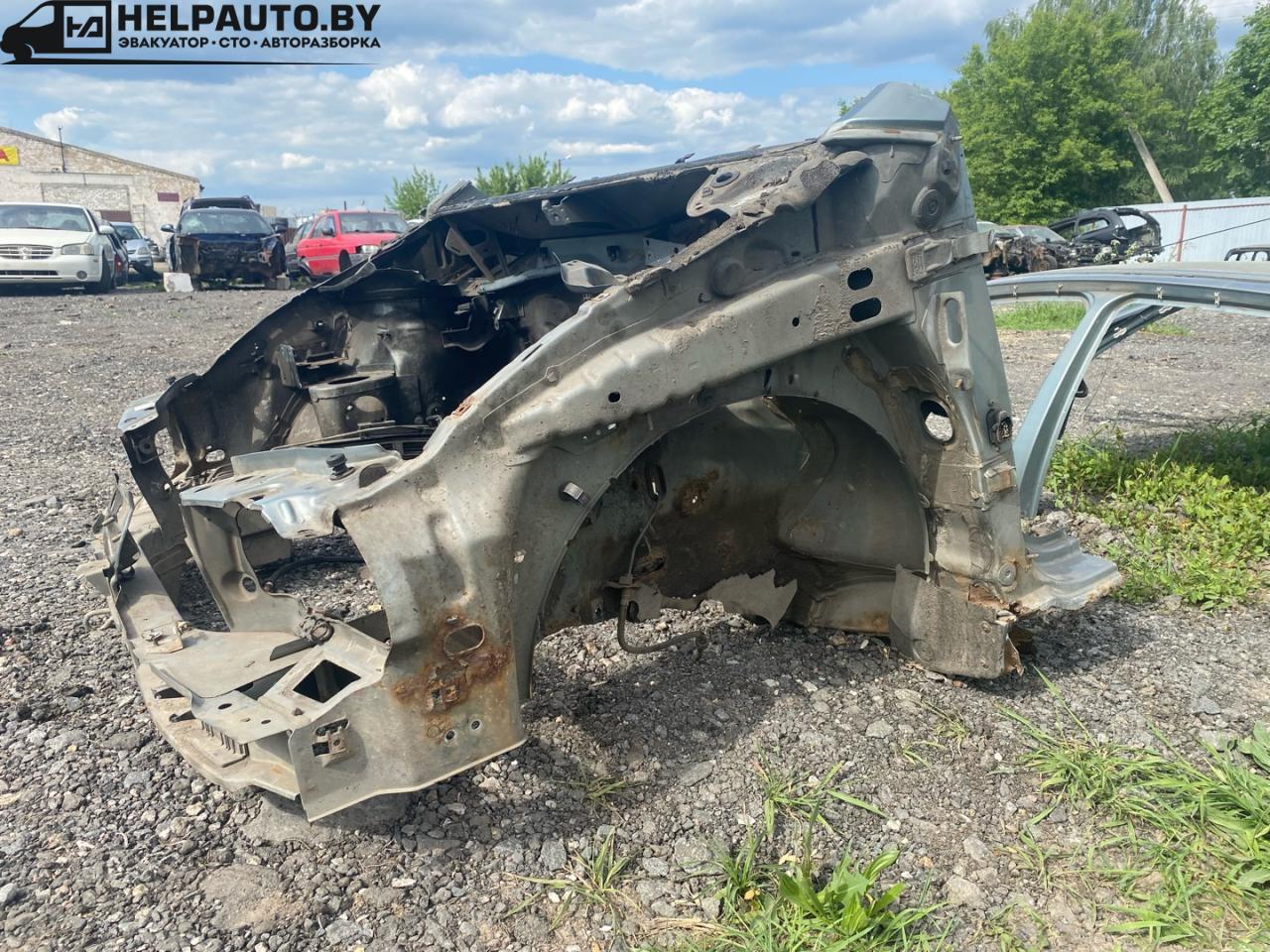 четверть передняя правая Renault Scenic 1 поколение 1998, 1.9 л., дизель, МКПП, минивэн - фото №1