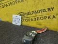 кнопка стеклоподъемника двери передней левой Hyundai Getz 1 поколение [рестайлинг] 2008, 1.4 л., G4EE, бензин, МКПП, золотистый, хетчбэк 5 дв. - фото №2