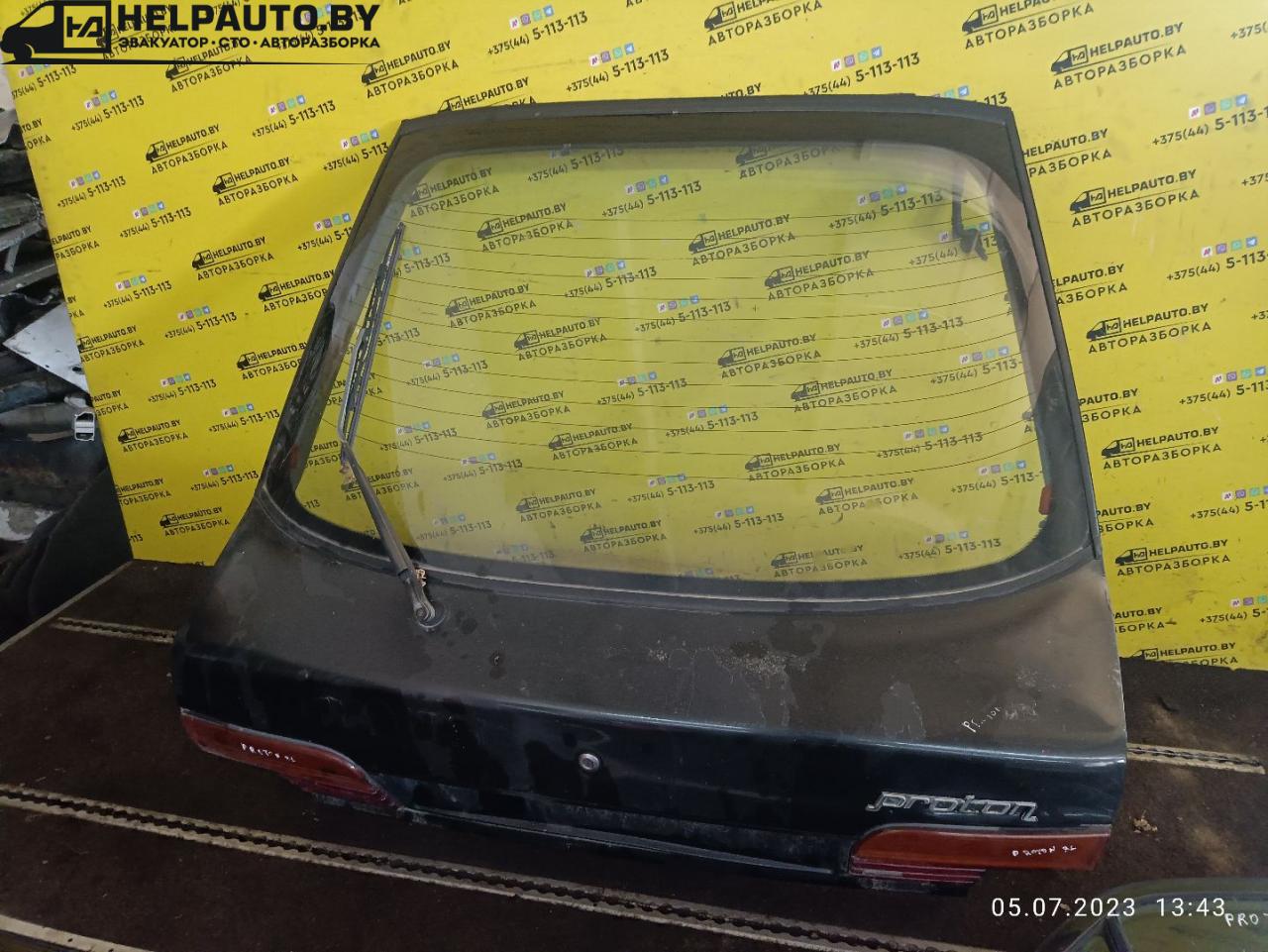 крышка багажника (дверь 3-5) Proton Persona 1 поколение 1996, 1.5 л., бензин, МКПП, темный, хетчбэк 5 дв. - фото №1
