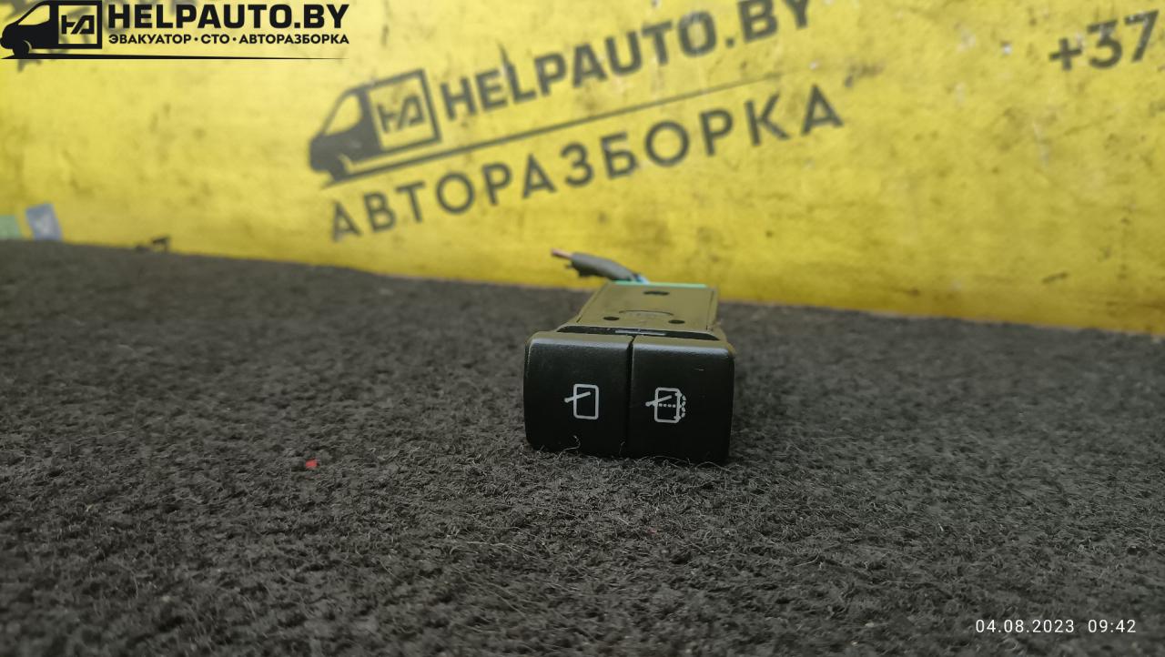 кнопка омывателя фар Kia Rio 1 поколение 2002, 1.5 л., A5D, бензин, 5МКПП, синий, универсал - фото №1