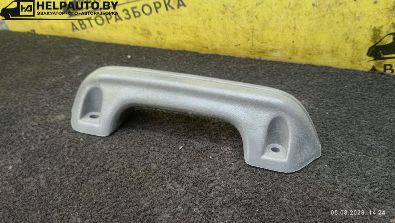 ручка обшивки двери задней правой Suzuki Wagon R 1 поколение 1998, 1.0 л., бензин, МКПП, фиолетовый, хетчбэк 5 дв. - фото №1