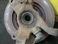 ступица передняя левая Mazda Xedos 6 1 поколение 1996, 2.0 л., бензин, АКПП, черный, седан - фото №3