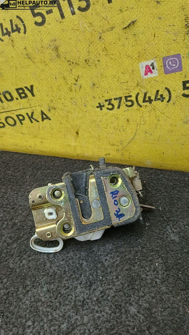 замок двери задней правой Kia Rio 1 поколение 2002, 1.5 л., A5D, бензин, 5МКПП, синий, универсал - фото №1