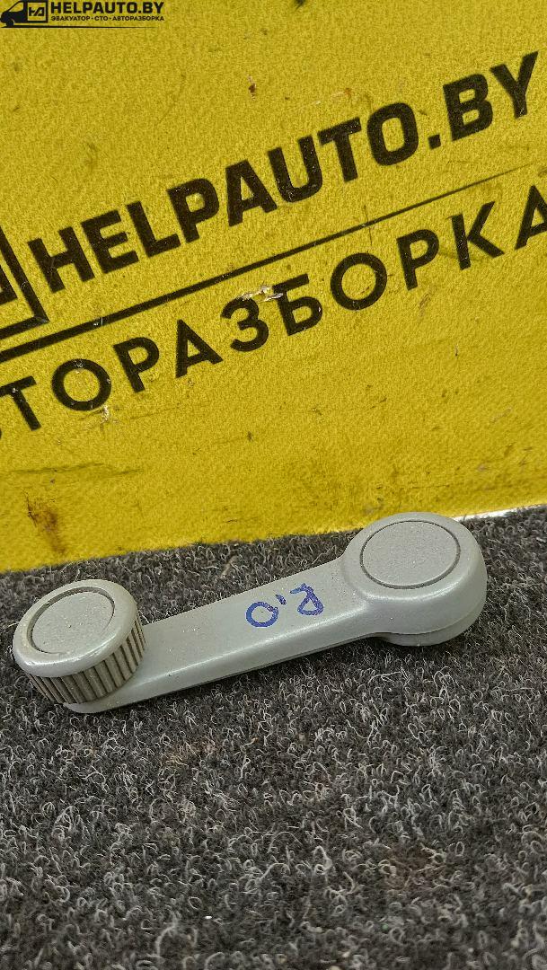 ручка стеклоподъемника задней Kia Rio 1 поколение 2002, 1.5 л., A5D, бензин, 5МКПП, синий, универсал - фото №1