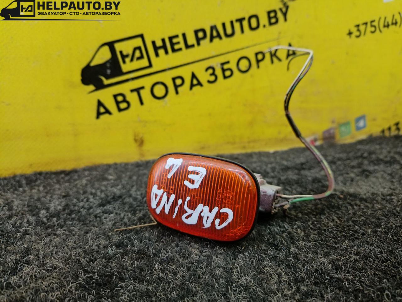 повторитель передний левый Toyota Carina E 1 поколение T190 1995, 2.0 л., 2C, дизель, МКПП, бордовый, хетчбэк 5 дв., передний привод - фото №1