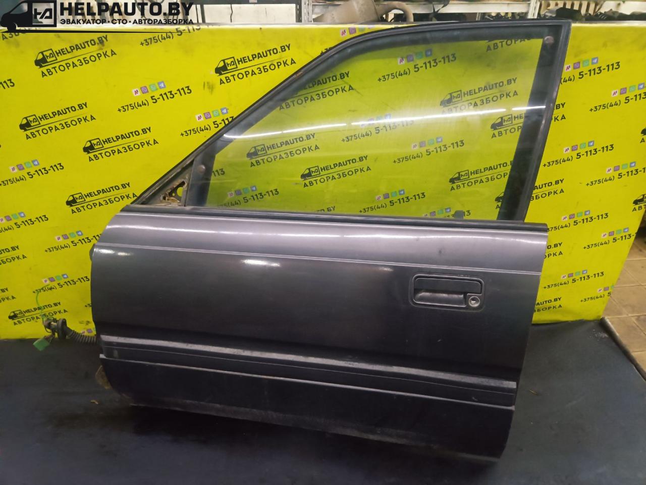 дверь передняя левая Mazda 626 3 поколение 1990, 1.8 л., бензин, МКПП, серый, седан, передний привод - фото №1