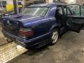 бампер задний Mercedes-Benz E-Класс W124 [рестайлинг] 1994, 3.0 л., OM 603.912, дизель, АКПП, синий, седан, задний привод - фото №17