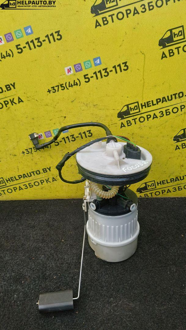 колба в бак Ford Focus 2 поколение 2006, 1.6 л., HWDA, бензин, МКПП, красный, хетчбэк 5 дв., передний привод - фото №1