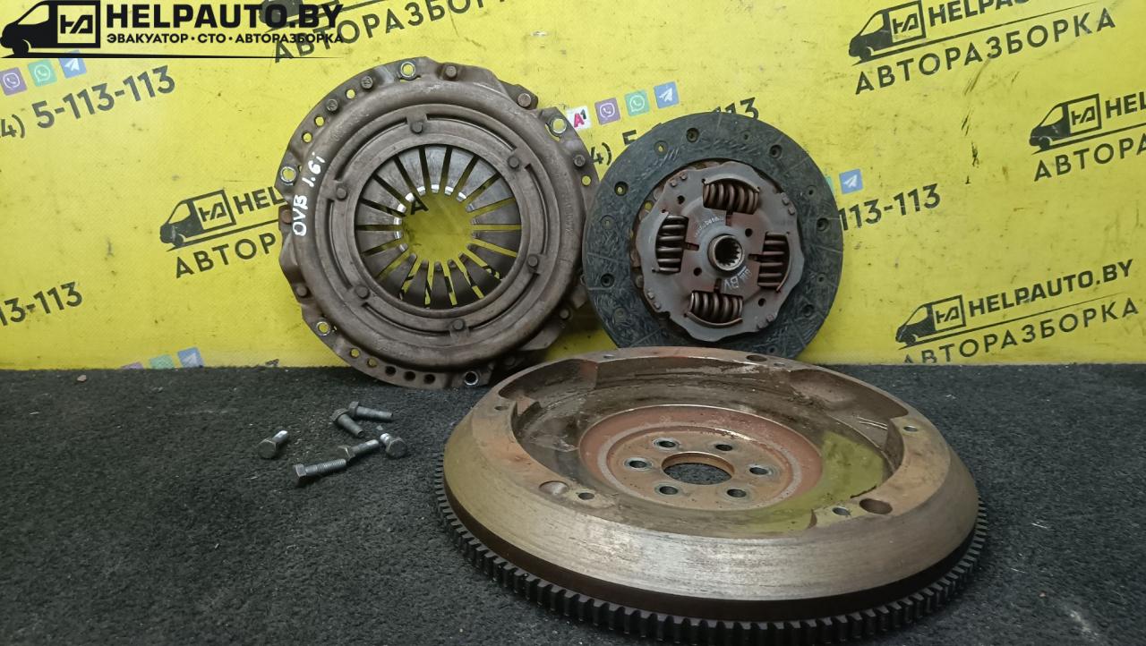 комплект сцепления Opel Vectra B 1997, 1.6 л., X 16 XEL, бензин, МКПП, красный, седан, передний привод - фото №1