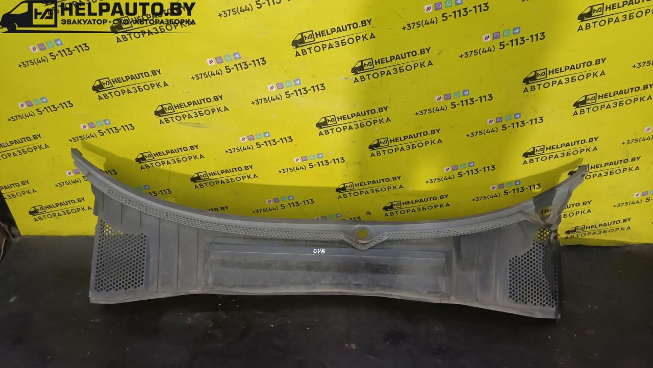 дождевик Opel Vectra B 1997, 1.6 л., X 16 XEL, бензин, МКПП, красный, седан, передний привод - фото №1