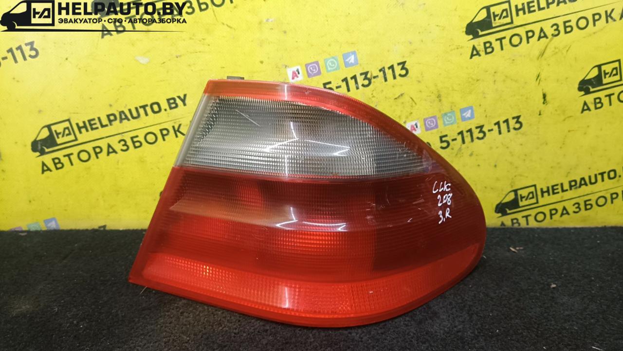 фонарь задний правый Mercedes-Benz CLK-Класс W208/A208 1997, 2.3 л., M 111.975, бензин, АКПП, серебристый, купе, задний привод - фото №1
