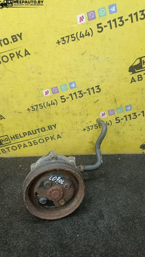 помпа Toyota Corolla 5 поколение (E80) 1984, 1.3 л., бензин, МКПП, красный, хетчбэк 5 дв., передний привод - фото №1