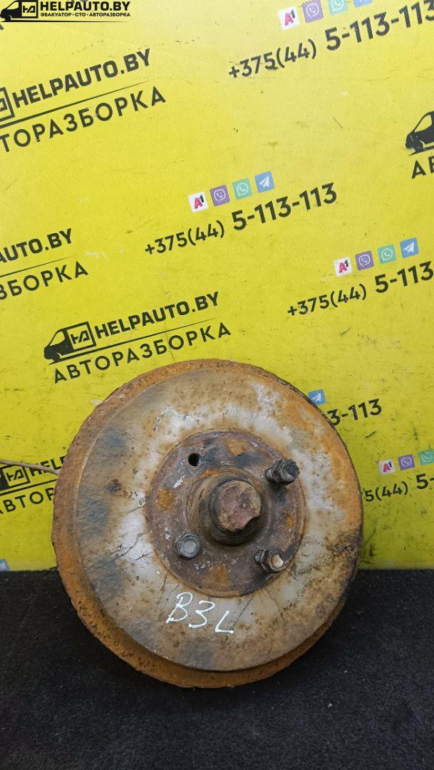 ступица задняя левая Audi 80 8C/B4 1994, 2.0 л., бензин, МКПП, зеленый, седан, передний привод - фото №1