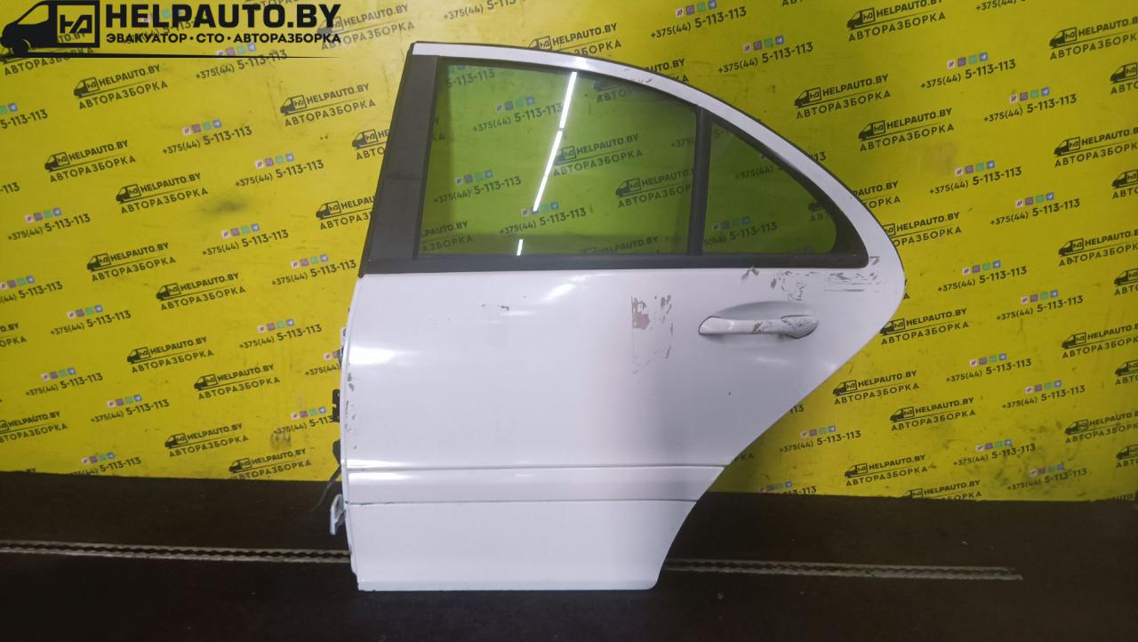 форточка задняя левая Mercedes-Benz C-Класс W203/S203/CL203 2000, 1.8 л., бензин, МКПП, белый, седан, задний привод - фото №1