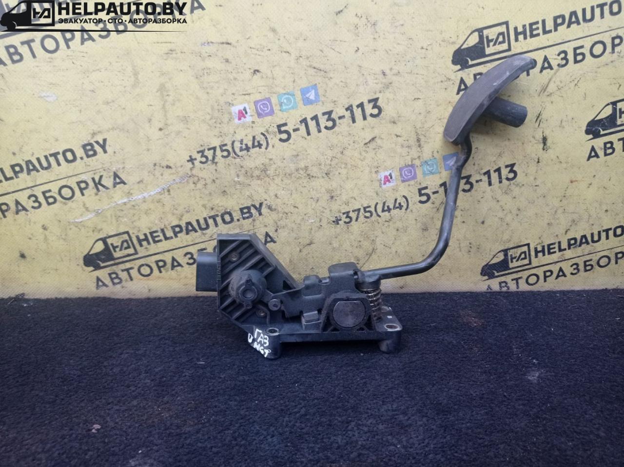 педаль Fiat Punto 2 поколение 2002, 1.8 л., 188 A6.000, бензин, МКПП, серый, хетчбэк 3 дв., передний привод - фото №1
