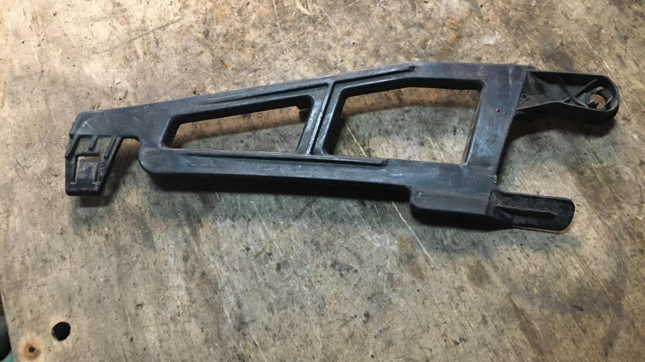 Крепление бампера переднего BMW X5 E70 2008, 3.0 л., бензин, АКПП, внедорожник 5 дв., 7185986 - фото №1