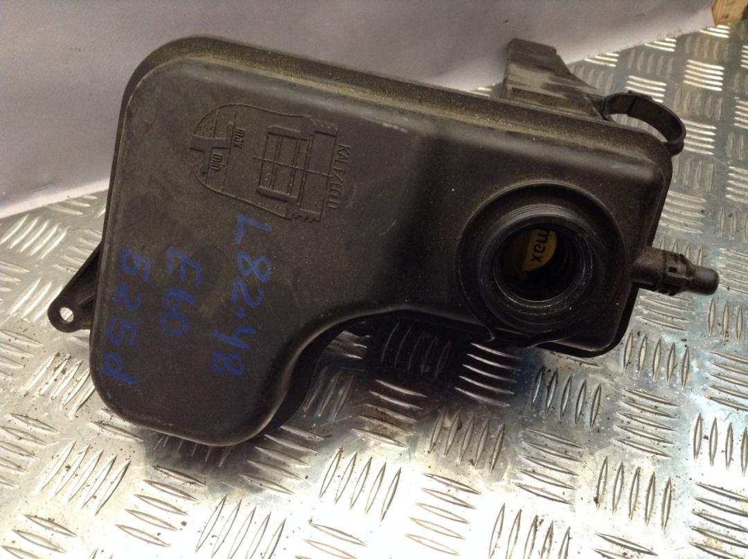 бачок расширительный BMW 5 серия E60/E61 2005, 2.5 л., M57 D25 (256D2), дизель, АКПП, универсал, 7785013, 7785560 - фото №1