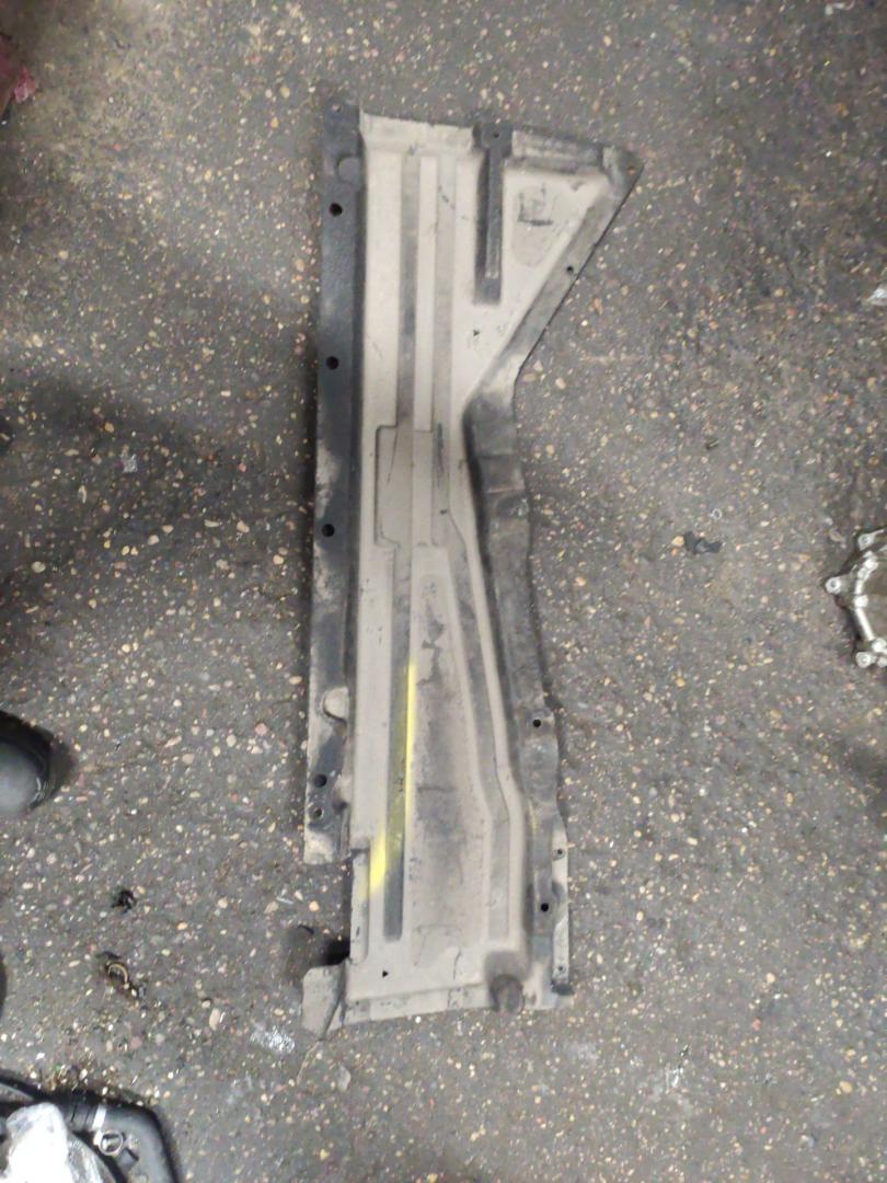 защита днища BMW X5 F15 2016, 4.0 л., дизель, 7308612 - фото №1