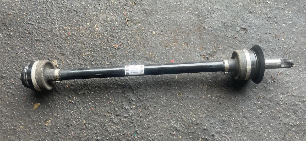 полуось задняя (приводной вал, ШРУС) BMW 5 серия G30/G31 G31 2018, 2.0 л., B48 B20 A, бензин, задний привод, правый руль, 8664048 - фото №1