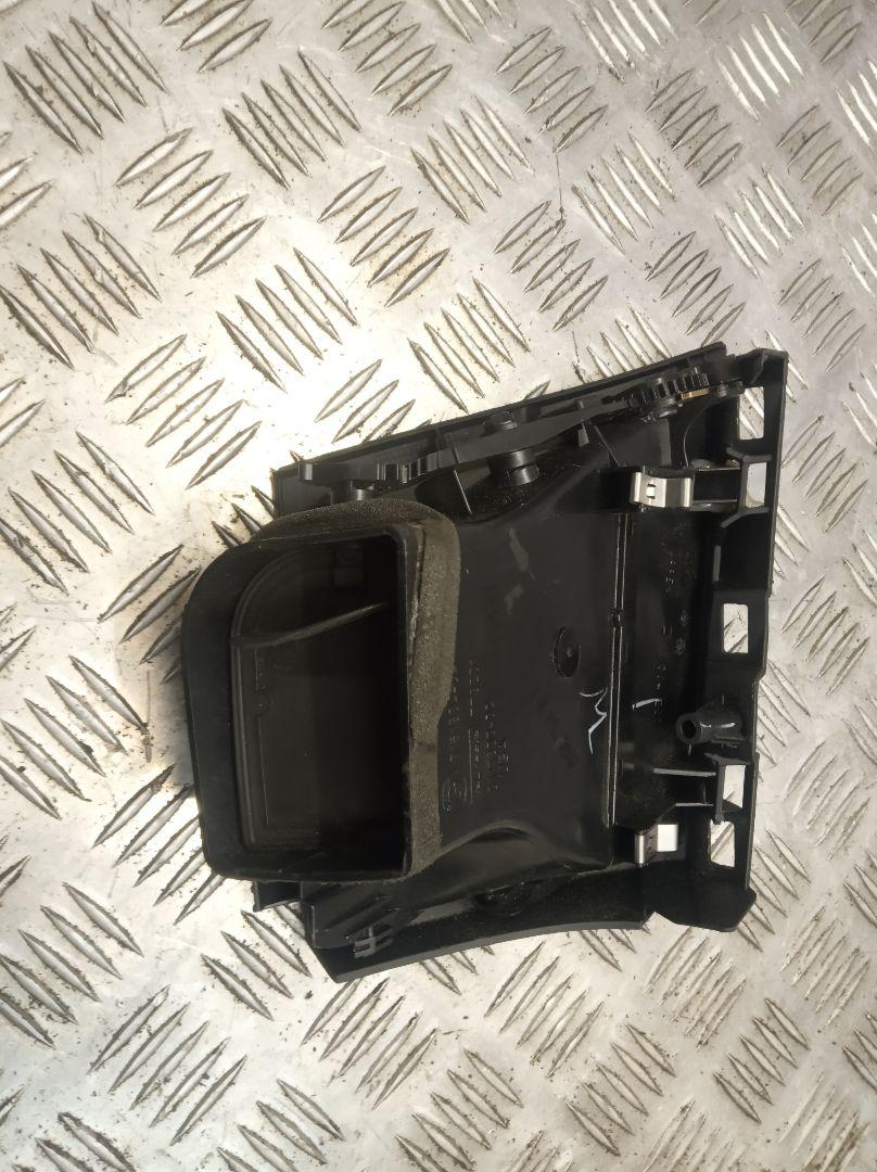дефлектор обдува салона BMW X5 E70 2009, 7161804, 64227161804 - фото №1