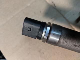 датчик давления топлива Mercedes-Benz M-Класс W166 2012, 2.1 л., OM 651.960, дизель, АКПП, мокрый асфальт, внедорожник 5 дв., A0009052701, 0009052701, 0281006267