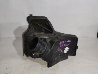 корпус воздушного фильтра Audi A4 B8/8K 2009, 1.8 л., CDHB, бензин, АКПП, универсал, передний привод, 8R0133835E