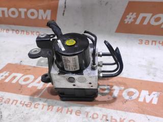 блок ABS Volvo S60 2 поколение 2012, 1.6 л., B 4164 T, бензин, МКПП, седан, передний привод, P31329137, 31329138, 31329137