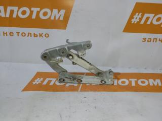 петля капота правая Mercedes-Benz E-Класс W210/S210 (1995 - 1999), 2118800228