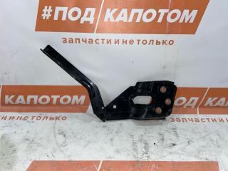 петля капота левая Volkswagen Touareg 2 поколение 2012, 3.0 л., CRCA, дизель, АКПП, 2t/c9x, внедорожник 5 дв., полный привод, 7P6823301
