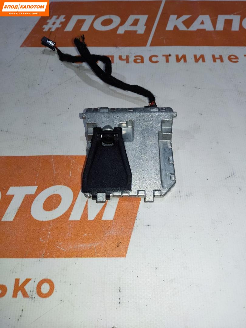 камера переднего обзора Mercedes-Benz C-Класс W204 2012, 1.8 л., M 271.820, бензин, АКПП, 775, седан, передний привод, A0009040338 - фото №1