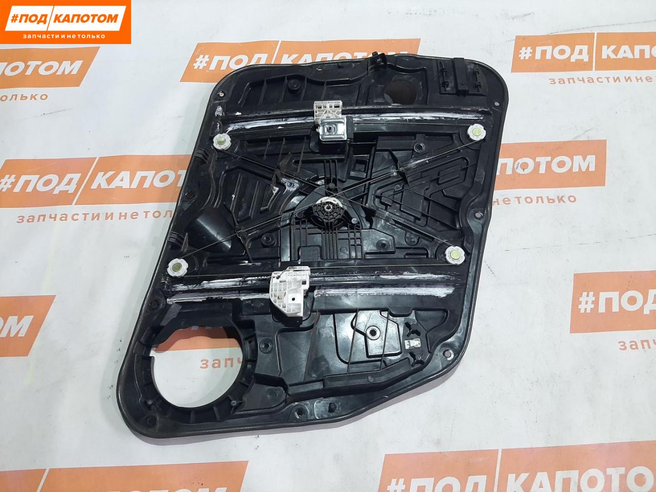 стеклоподъемник Kia Sportage 4 поколение 2017, 2.0 л., G4NA, бензин, АКПП, bu2 (mercury blue), внедорожник 5 дв., передний привод, 82480-D9050 - фото №1