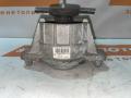 подушка крепления двигателя Mercedes-Benz C-Класс W204 (2006 - 2016), 1.8 л., M 271.860, бензин, A2042400117 - фото №4